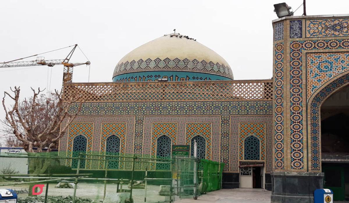 آرامگاه شیخ طبرسی