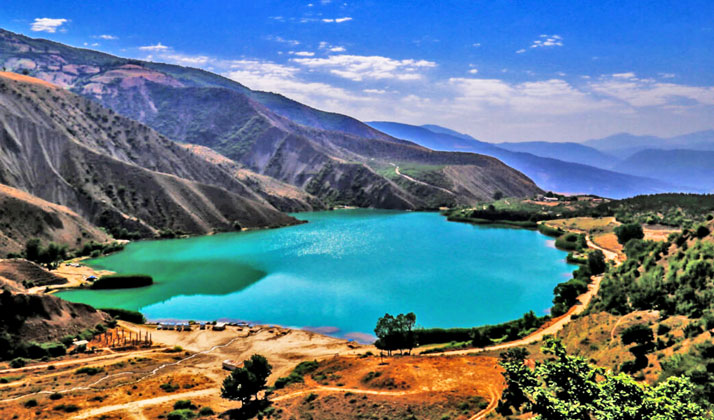 دریاچه ولشت، بزرگ‌ترین دریاچه آب شیرین در مازندران است.