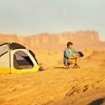 لوازم سفر به کویر؛ راهنمای کامل تهیه تجهیزات ضروری کمپینگ در کویر 25 اساسیترین لوازمی که در هنگام کویرگردی به آنها نیاز دارید.
