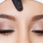 میکروبلیدینگ چیست؟ زمان ماندگاری و قیمت میکروبلیدینگ ابرو 29 چگونه با میکروبلیدینگ میتوانید ابروهایی کاملا طبیعی و زیبا داشته باشید.