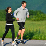 فواید دویدن برای لاغری | بهترین زمان + برنامه صحیح دویدن 10 فواید دویدن برای لاغری