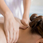 ماساژ کامل بدن چیست | نحوه انجام ماساژ فول بادی و فواید آن 35 اصلی ماساژ