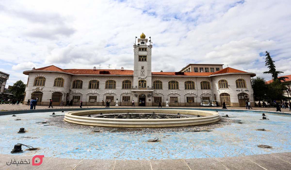 میدان شهرداری