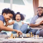 بازی های مناسب کودکان در خانه؛ 12 ایده جدید 17 بازی های مناسب کودکان در خانه