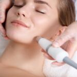 جوانسازی پوست چیست؛ بهترین و جدیدترین روش های 2025 23 جوانسازی پوست