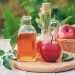 خواص سرکه سیب؛ نحوه مصرف برای لاغری، درمان کبد چرب و دیابت 21 خواص سرکه سیب