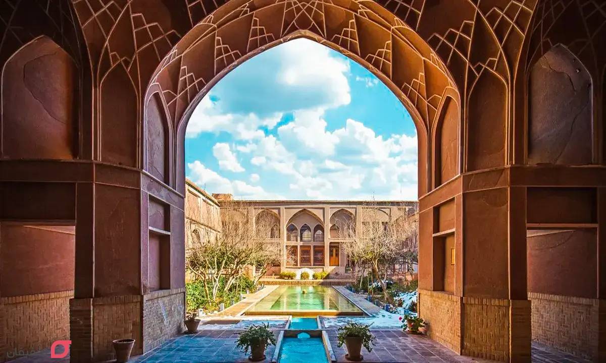 بهترین زمان سفر به کاشان