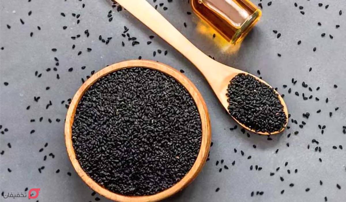 روغن سیاه دانه و رزماری برای مو