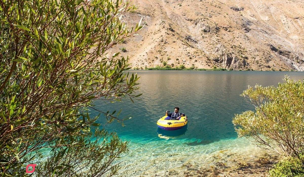 دریاچه گهر کجاست؛ مسیر دسترسی، محل اقامت + عکس زمستان دریاچه 7 دریاچه گهر