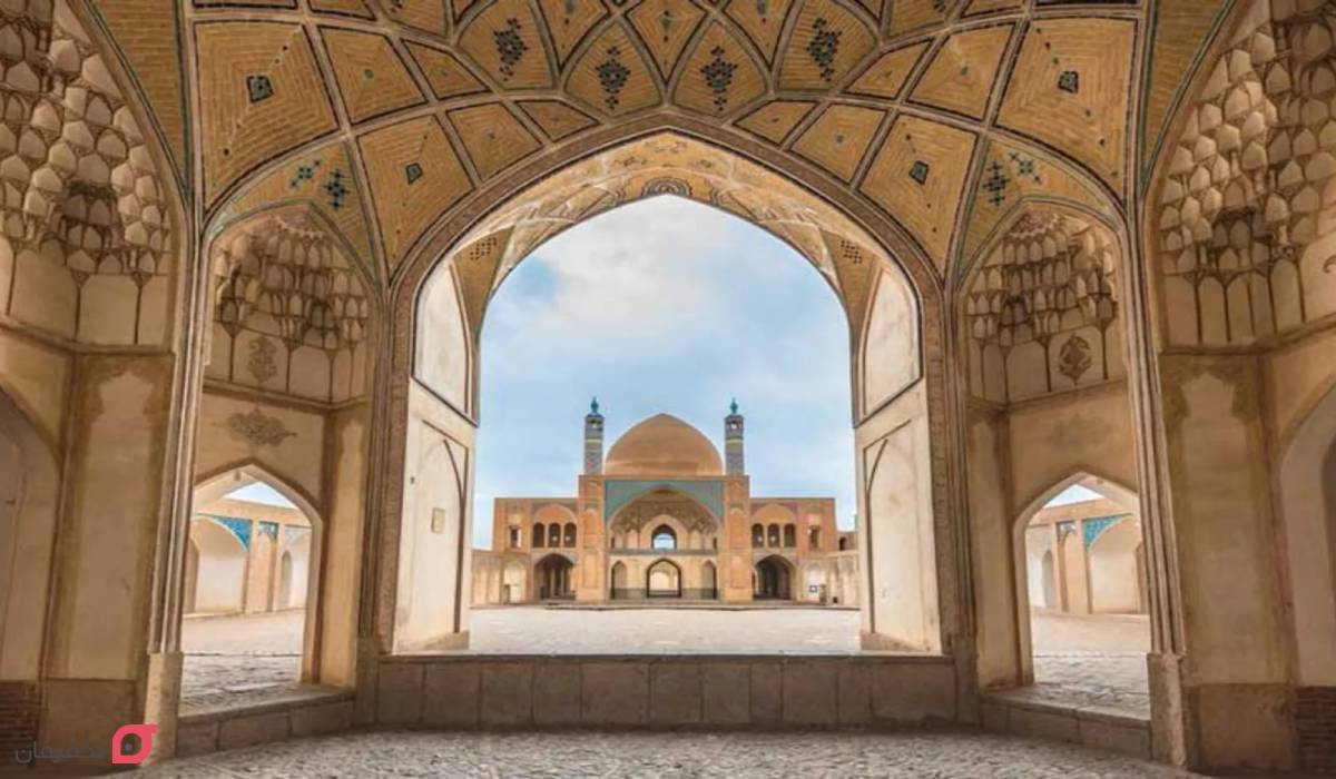 جاهای دیدنی کاشان | 15 مکان تفریحی در بهار و زمستان با عکس 14 مسجد و مدرسه آقا بزرگ