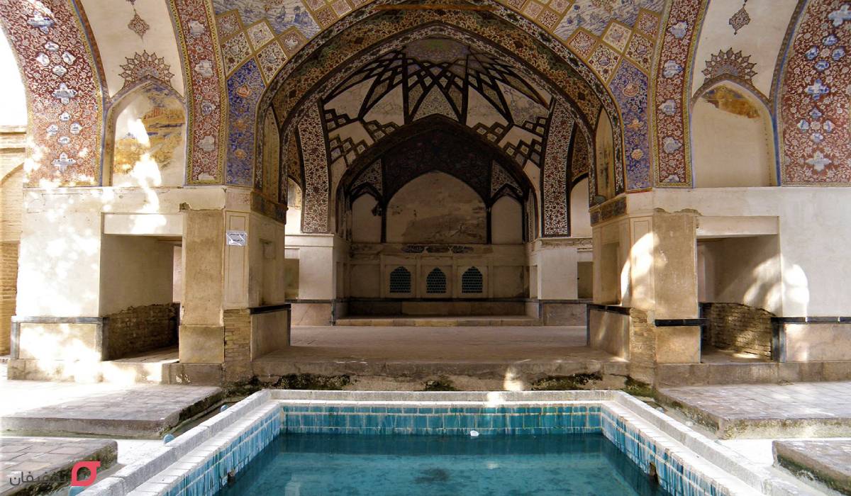 جاهای دیدنی کاشان | 15 مکان تفریحی در بهار و زمستان با عکس 3 حمام فین
