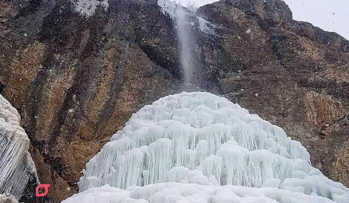  آبشار سنگان