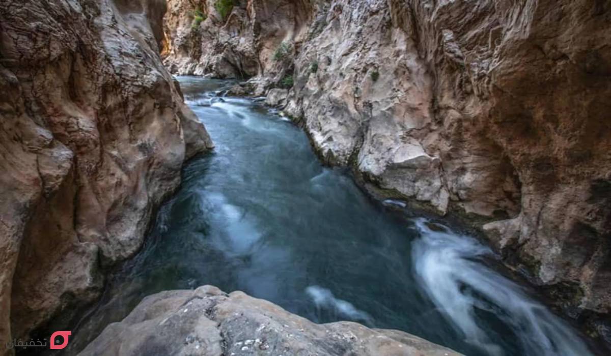 تنگه لی لی دورود