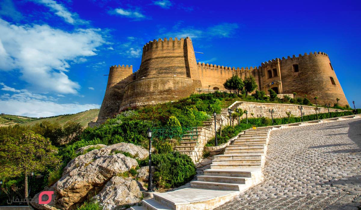 قلعه فلک الافلاک
