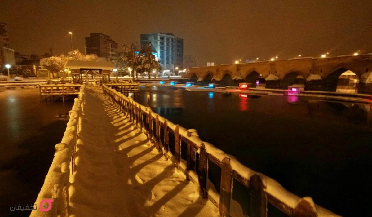 جاهای دیدنی اردبیل در شب