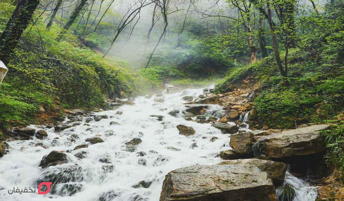 آبشار آب پری