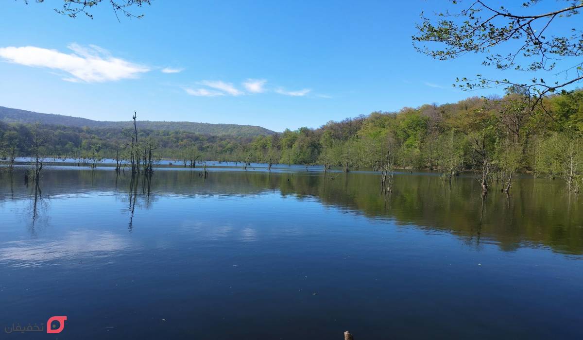 جاهای دیدنی مازندران | 20 مکان تفریحی تاریخی و طبیعی با عکس 6 دریاچه ارواح نوشهر