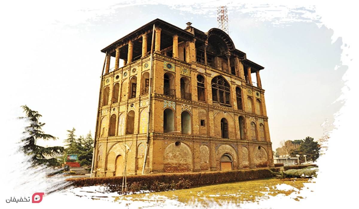 معماری عمارت کلاه فرنگی چگونه است؟