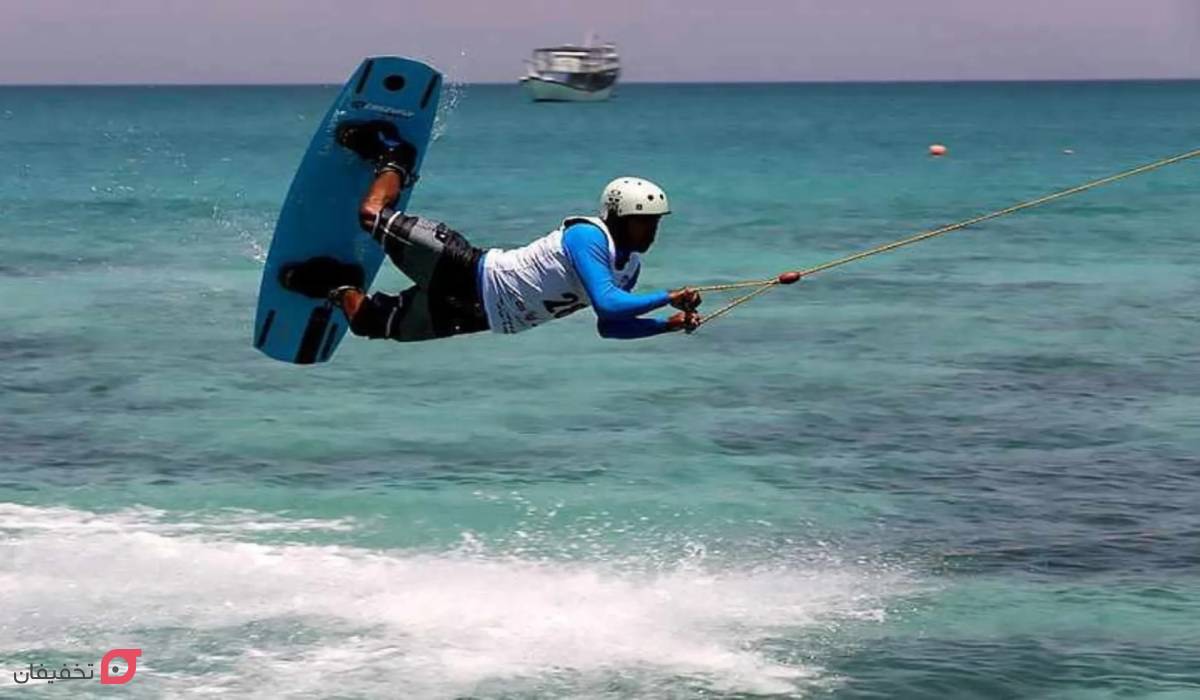 تفریحات متل قو | بهترین تفریحات ساحلی + جاهای دیدنی در شب 7 تفریحات دریایی متل قو