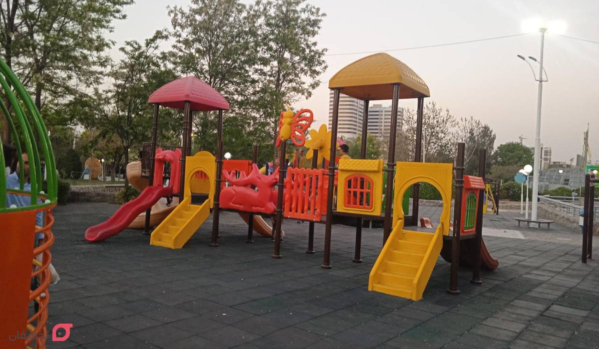 وسایل بازی پارک کوهسنگی مشهد