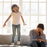 علائم بیش فعالی در کودکان زیر 2 سال تا 9 سال + 5 روش درمان 30 علائم بیش فعالی در کودکان