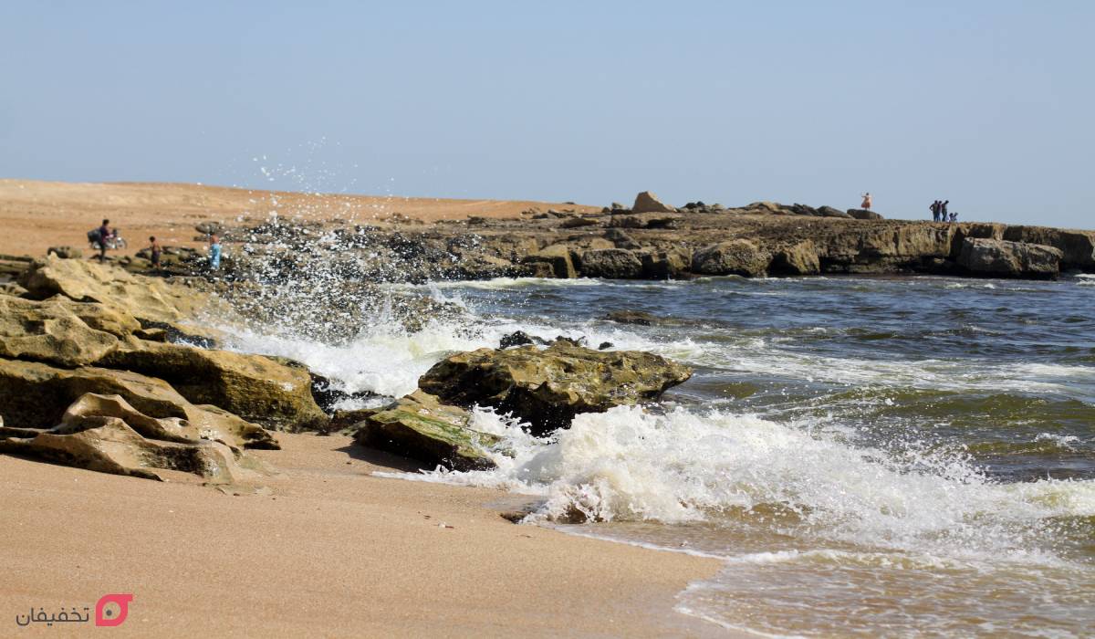 ساحل صخره ای چابهار