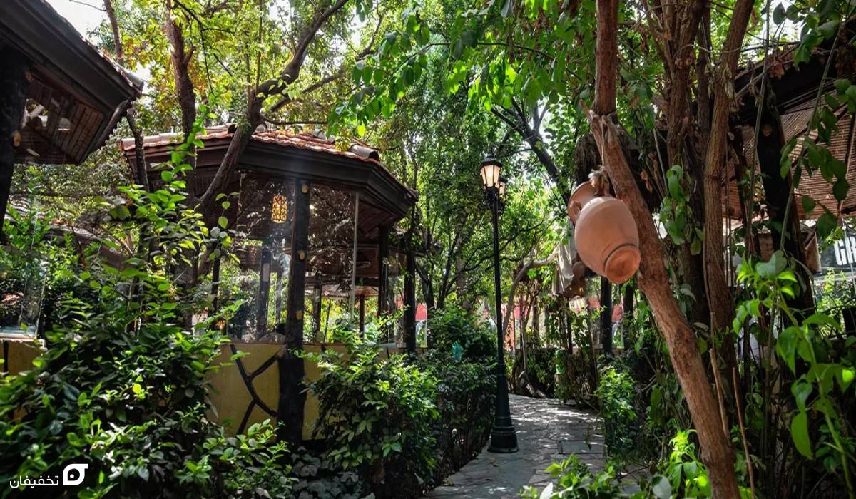 32 رستوران برتر تهران با موسیقی زنده در غرب و شرق 33 بهترین باغ رستوران های تهران با موسیقی زنده