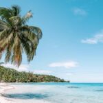 زیباترین سواحل دنیا کجاست | معرفی 14 ساحل رویایی برای سفر 33 زیباترین سواحل دنیا