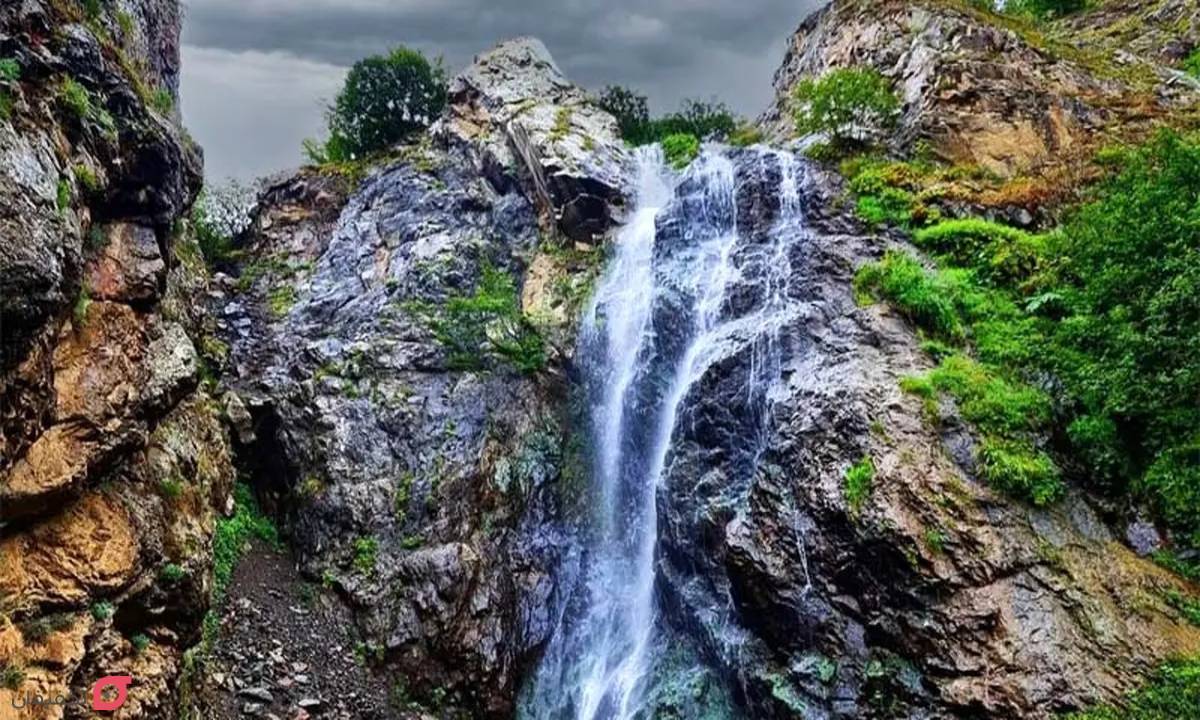 جاهای دیدنی چالوس | 12 جاذبه تفریحی چالوس و جاده های اطراف 9 آبشار اکاپل