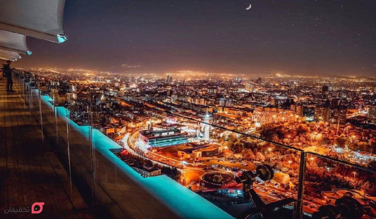 کافه رستوران اسکای لانژ