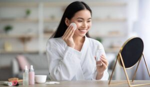 بهترین تونر برای پوست چرب جوش دار و منافذ باز چیست؟