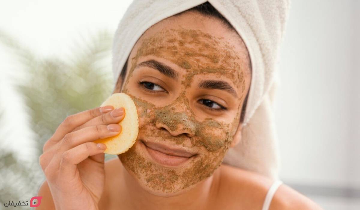 بهترین اسکراب صورت برای پوست خشک | 6 مارک + 5 اسکراب خانگی 7 بهترین اسکراب صورت برای پوست خشک