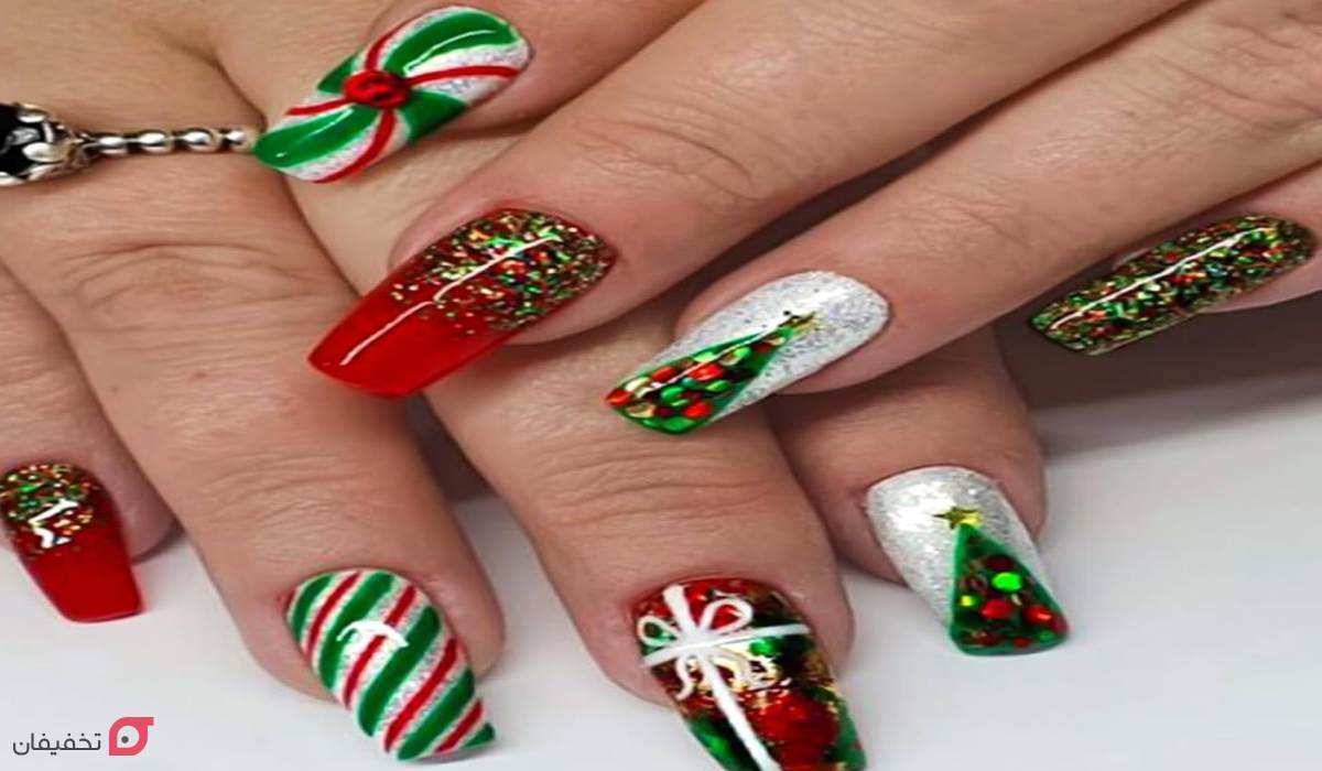 طرح ناخن کریسمس | عکس 22 مدل شیک و ساده جدید 2026 16 طرح ناخن درخت کریسمس