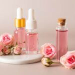 خواص گلاب برای پوست قبل از خواب | نحوه استفاده در 6 مرحله 18 خواص گلاب برای پوست قبل از خواب