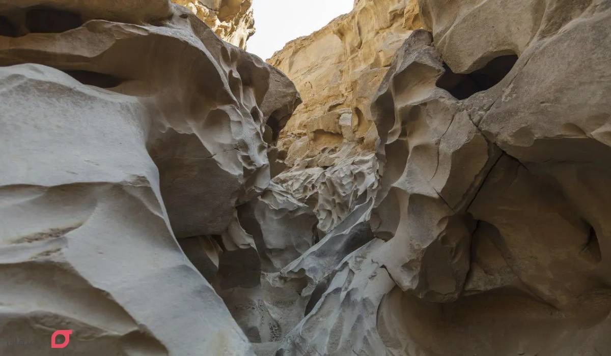 تنگه چاهکوه