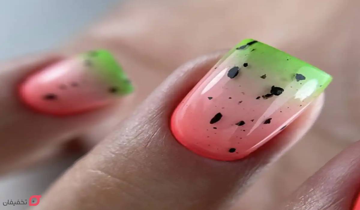 طرح ناخن یلدایی | 23 مدل ساده و شیک دخترانه ترند 1404 4 طرح ناخن شب یلدا ساده