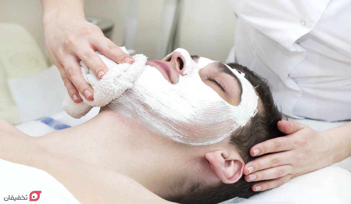 بهترین اسکراب صورت برای پوست خشک | 6 مارک + 5 اسکراب خانگی 6 بهترین اسکراب صورت برای پوست خشک