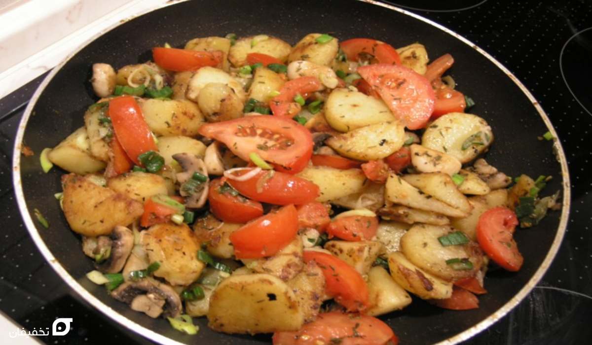 غذا با قارچ و سیب زمینی | اقتصادی با مواد دمدست و فوری 5 غذا با قارچ و سیب زمینی و گوجه