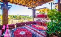 سفارش از منو باز غذایی رستوران پایتخت