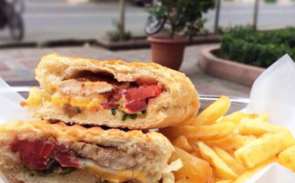 ۴۰% تخفیف فست فود اژدر زاپاتا برای منو پیتزا و ساندویچ-3