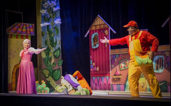 ۵۰% تخفیف برای نمایش کودک جک و لوبیای سحرآمیز فرهنگسرای بهمن-9 ۵۰% تخفیف برای نمایش کودک جک و لوبیای سحرآمیز فرهنگسرای بهمن-9