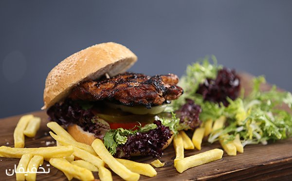 تخفیف ویژه منوی باز در فست فود فرمول ۱ ونک-4 تخفیف ویژه منوی باز در فست فود فرمول ۱ ونک-4