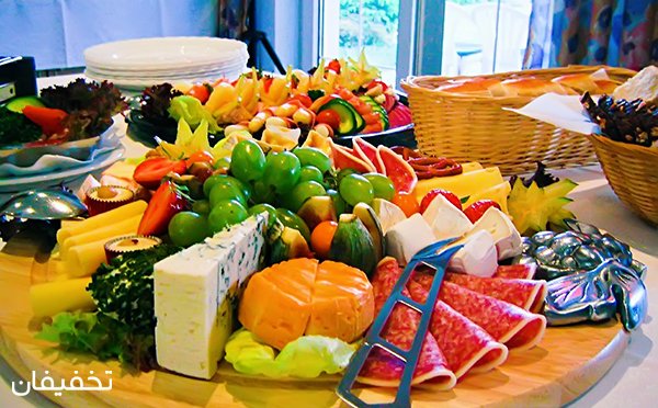 رستوران باغ اعیونی ویژه صبحانه رستوران باغ اعیونی ویژه صبحانه