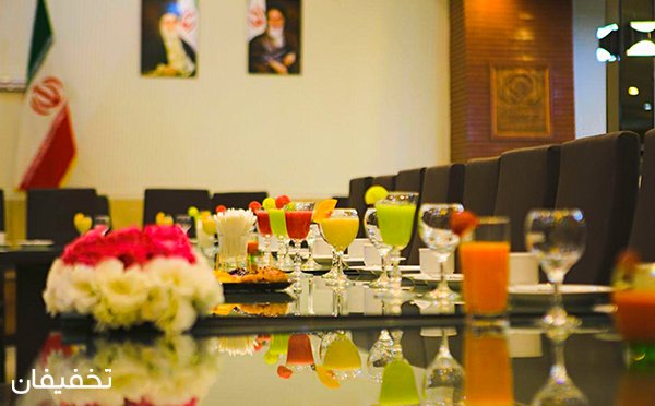 رستوران باغ اعیونی ویژه صبحانه رستوران باغ اعیونی ویژه صبحانه